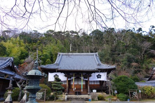 山崎聖天 本堂 – Hall of Yamazaki Shoten
